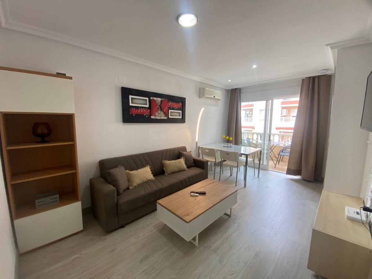 Homely Apartments Las Salinas Торрев'єха Екстер'єр фото